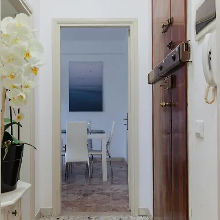 Cozy Near The Апартаменты